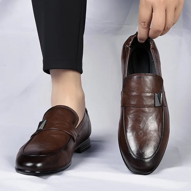 Zapatos informales de cuero genuino para hombre, mocasines sin cordones con punta estrecha, a la moda, para primavera y otoño