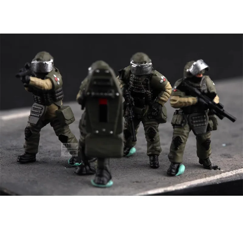 

1:72 Scale Painted 4 pcs Russian Heavy Equipment Soldiers Scene Accessory Doll Action Figure Model Collection Display Toys Gift