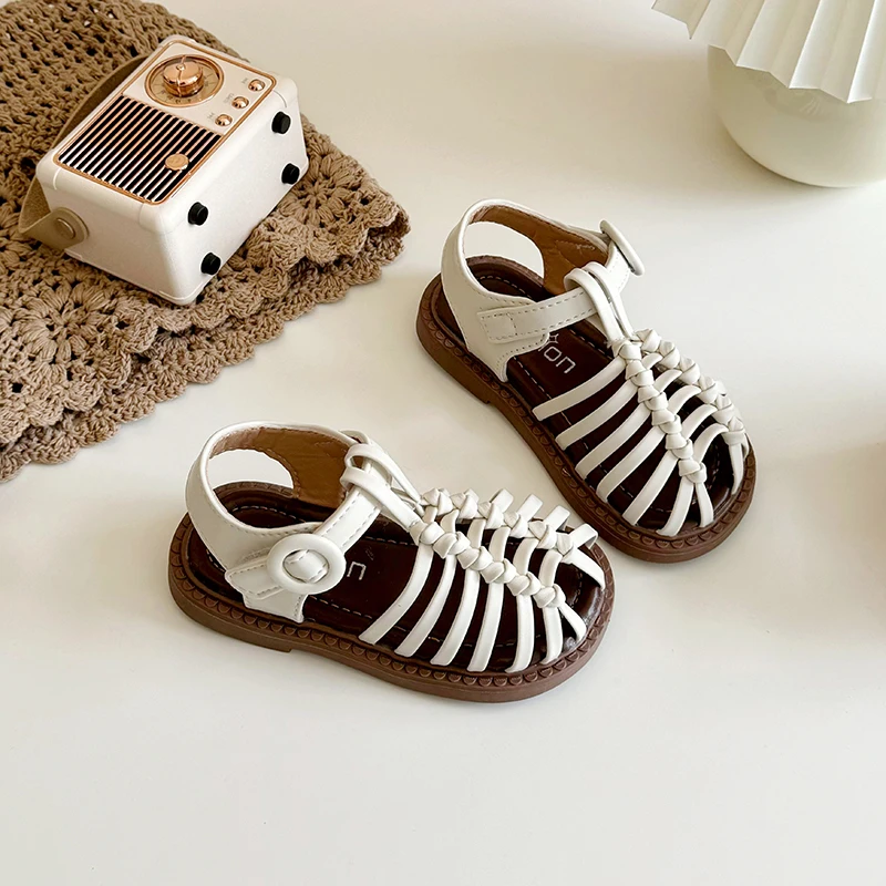 Student Woven Shoes Girls Princess Sandals Elementary School Shoes New Baotou Soft-soled Beach Shoes Roman Shoes For Children