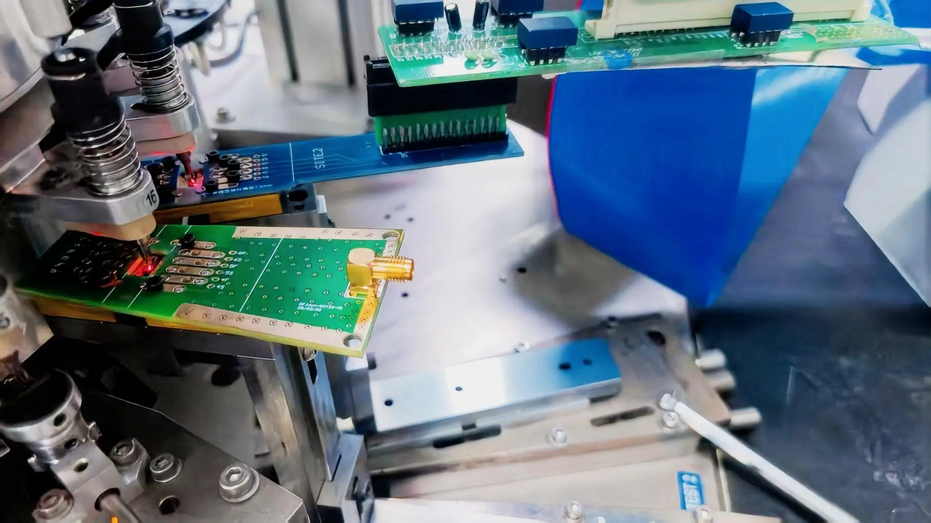 Immagine 5: Scheda per test dito chip RF Piastra per test chip impronta UHF RFID SOT