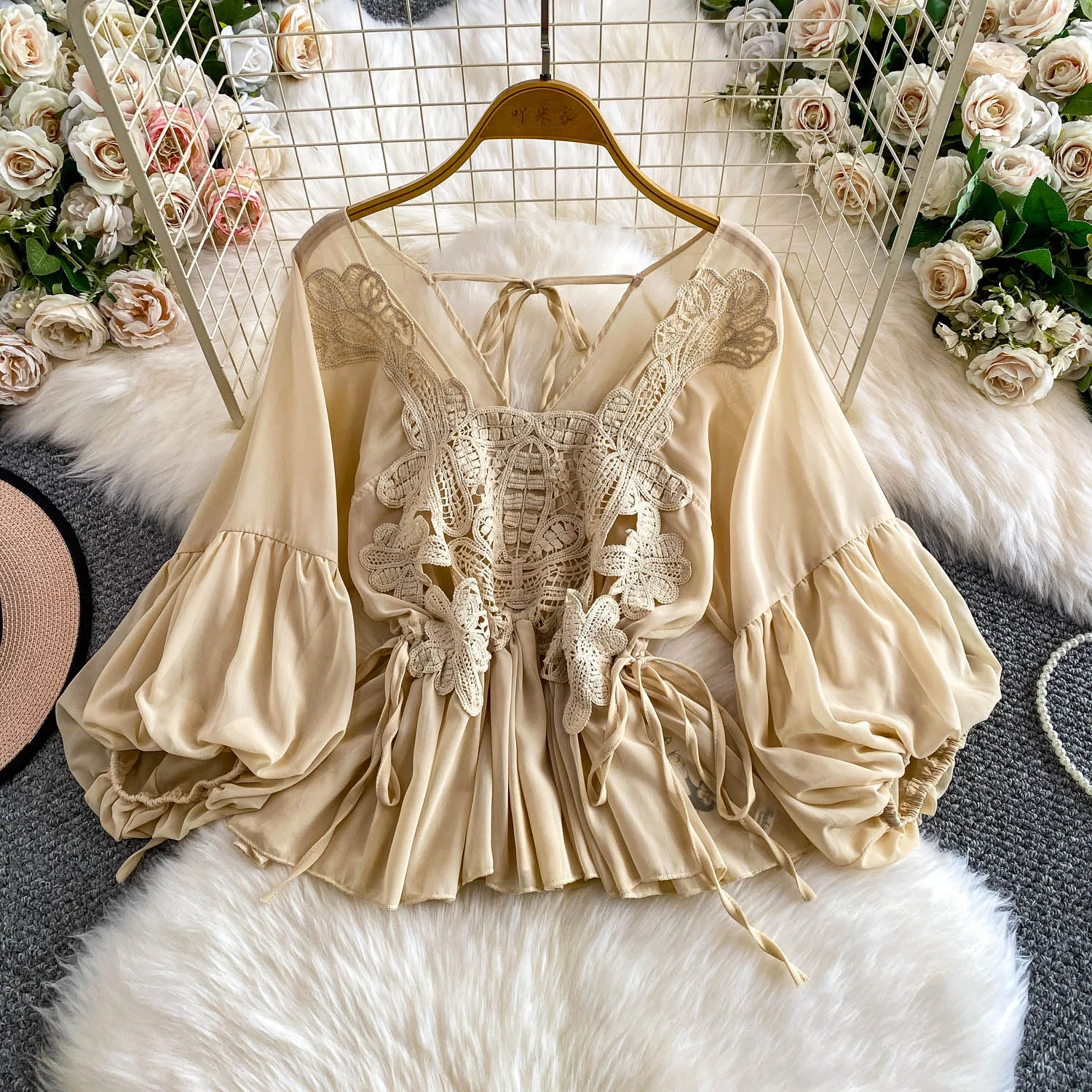 

Женские винтажные шифоновые топы цвета шампанского, рубашки, женские кружевные лоскутные блузки с рукавами-фонариками, элегантный свободный пуловер принцессы на шнурке