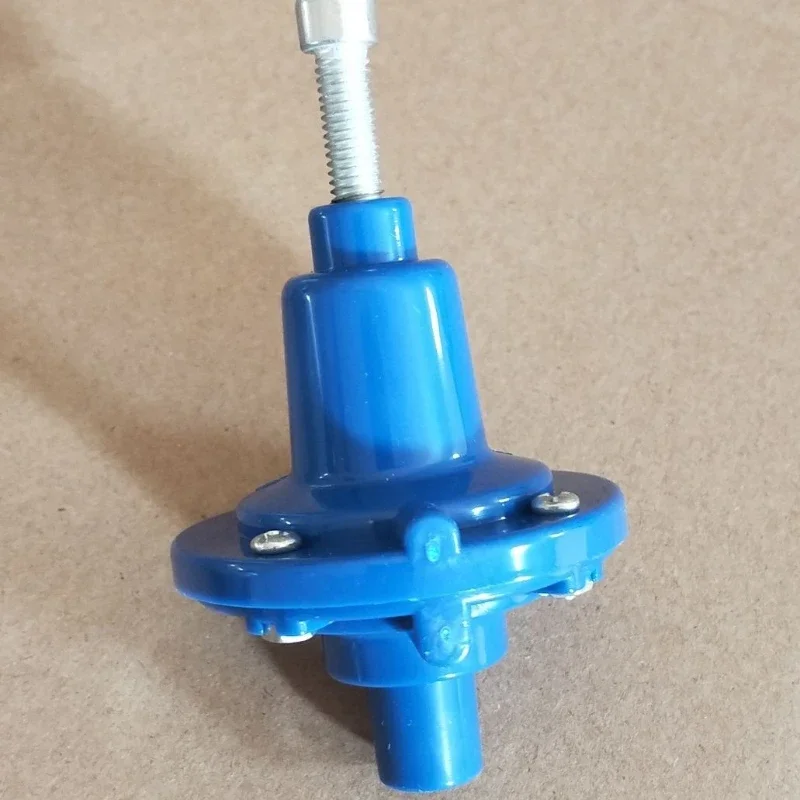 

A complete set of accessories for milking machines, suction pumps, pressure regulating valves, and suction pumps