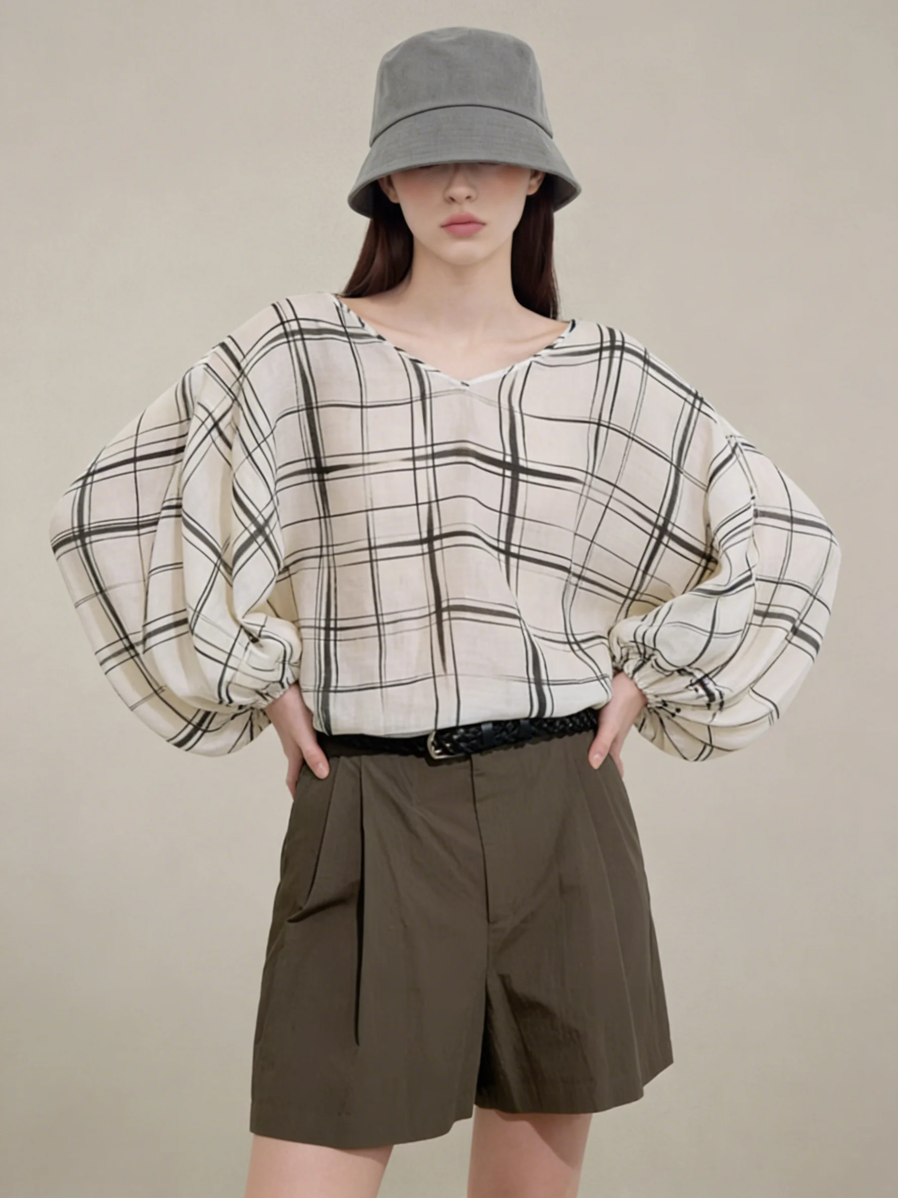 

Retro Black Plaid Batwing Sleeve V-Neck Shirt Women's Style Spring New Unique Beautiful Small Shirt Casual Loose Fit Long Sleeve