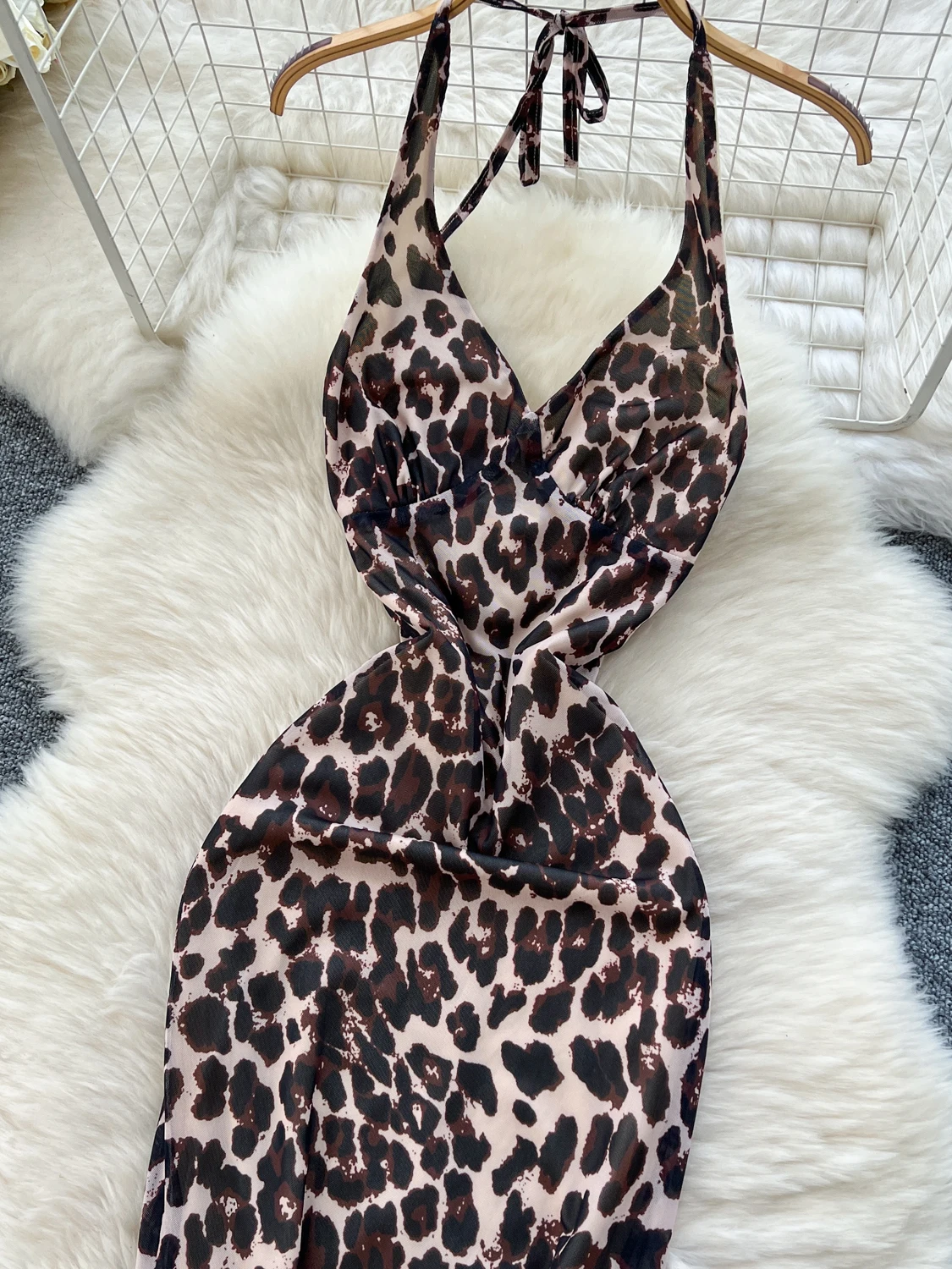 Foamlina feminino luxo sexy com decote em v leopardo impressão vestido longo feminino sem costas sem mangas apertado cauda de peixe halter suspender vestido