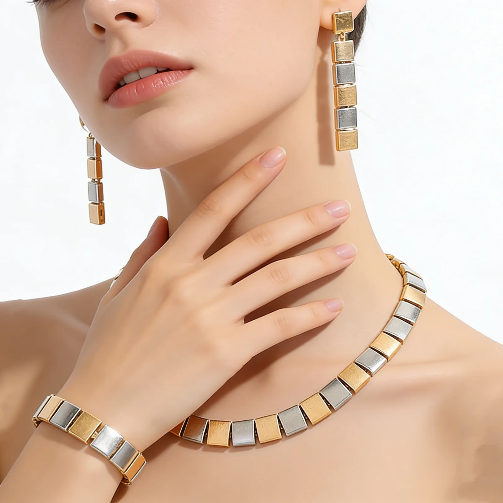 

Fashionable Geometric Two Tone Square Metal Necklace Bracelet Earring Set niche design Daily Wear Minimalist Versatile Jewelry
