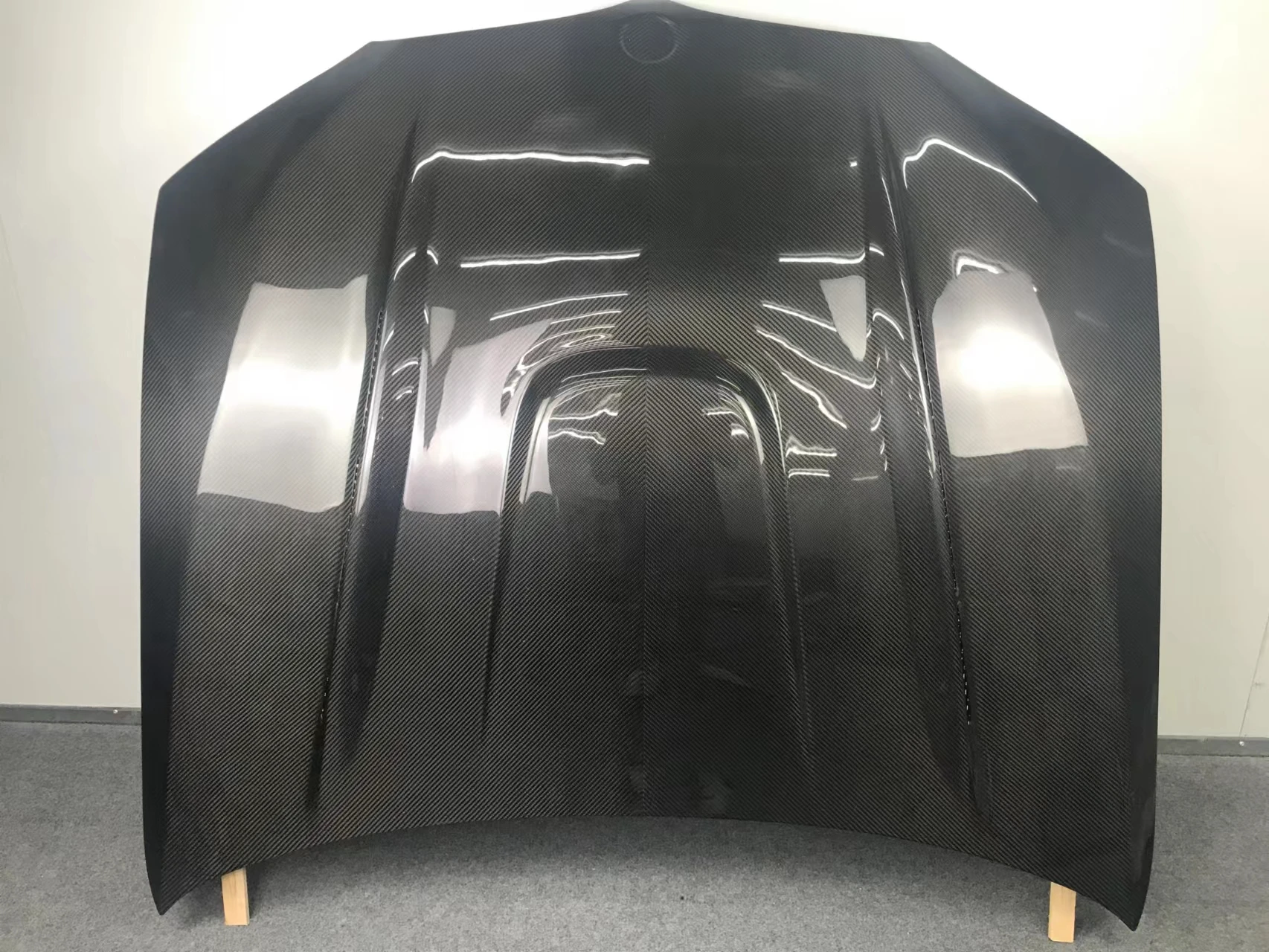 High Quality Dry or wet carbon fiber engine hood front bonnet for X3M F97 X4M F98 Perfect Fitment