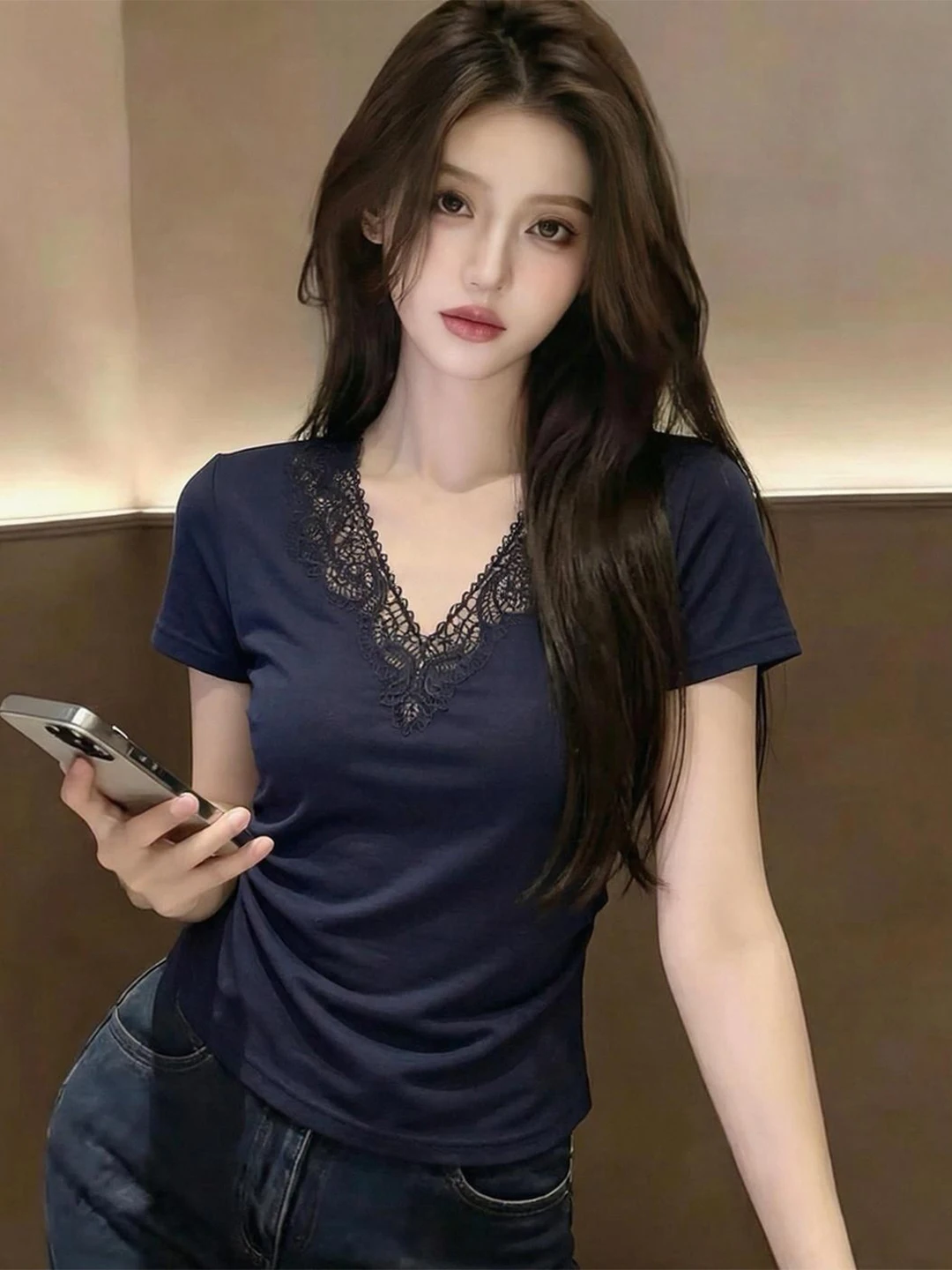 

Korean Style V-Neck Lace Splice Slimming T-Shirt Short Sleeve Overhead Elegant High-End Feeling Top Summer Small Shirt