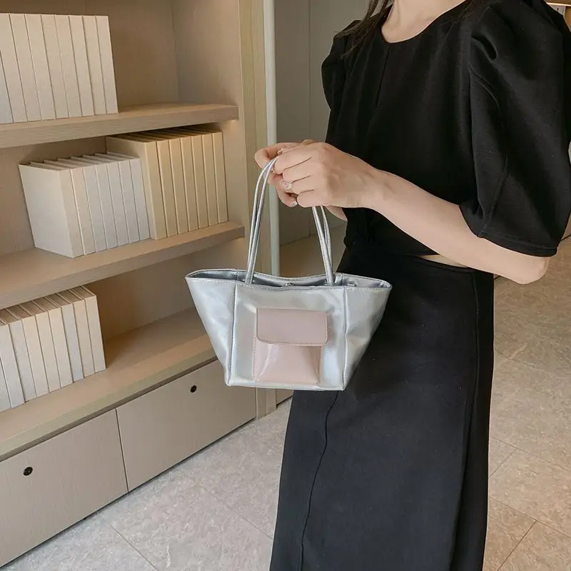 2023 New Fashion Silver Handbag Design Luxury and Luxury Commuter One Shoulder Crossbody Tote Bag