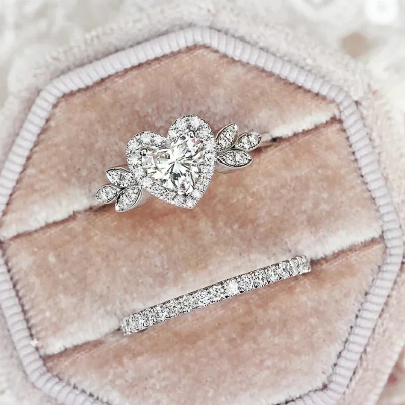 Huitan Creative Heart Rings Set Women for Wedding Brilliant Cubic Zirconia Luxury Trendy Female Accessories Engagement Jewelry