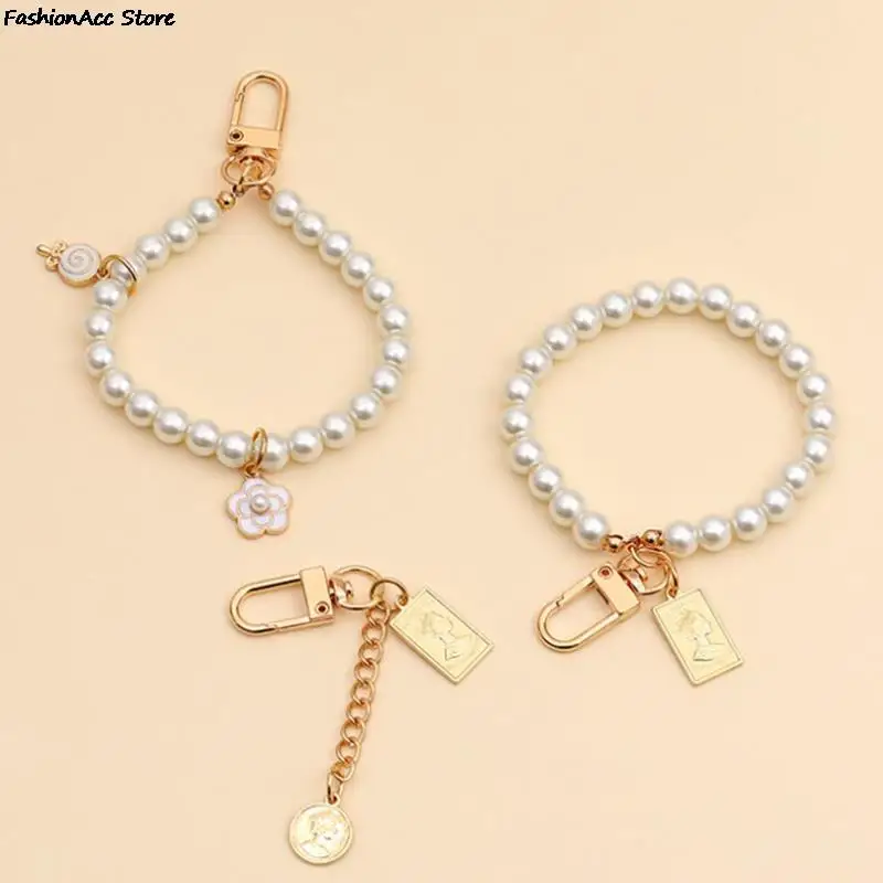 Retro Beauty Head Keychain Pearl Small Gift For Airpods Pro 1 2 Earphone Case Chain Ornaments Keyring Round Pendant
