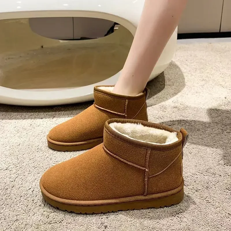 

2024 New Outdoor Thickened Non-slip Cotton Shoes Warm Short Boots Platform Snow Boots