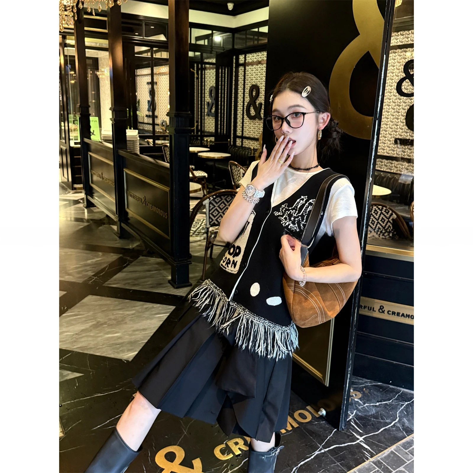 

Handmade Woolen Vest Top Women's Knitted Sweater with Tassel Fun Embroidery Early Autumn New Style Commute Soft Long Sleeve