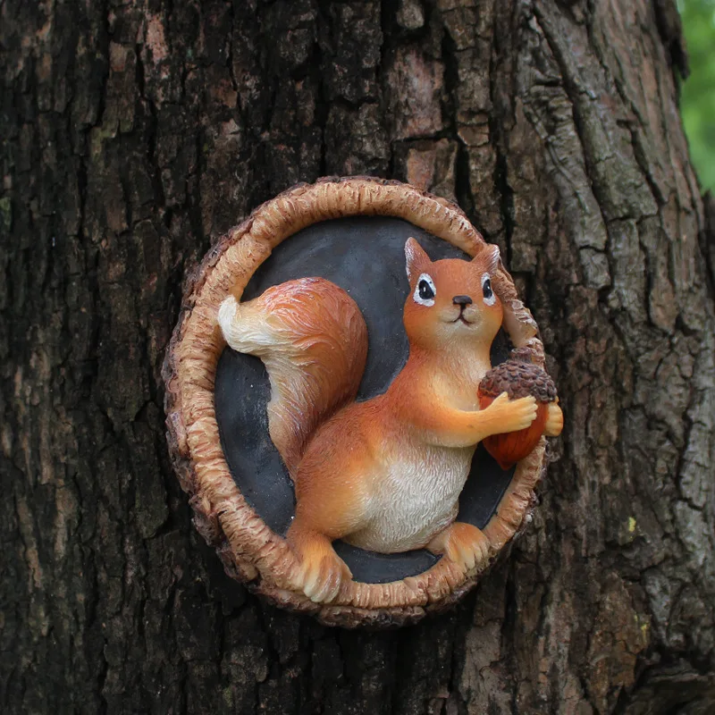 Squirrel Resin Figurines Tree Decor Simulated Tree Hanging Art Resin Sculpture Outdoor Yard Garden Animal Ornaments Decor