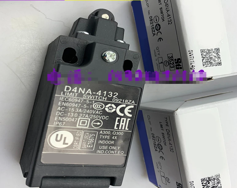 

Travel switch limit switch D4NA-4122 D4NA-412G D4NA-4131/4132 quality assurance