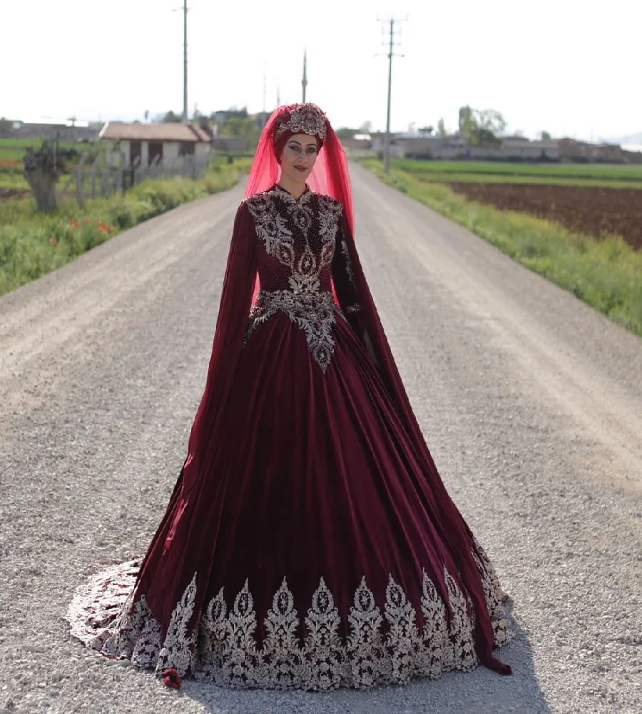 

Moroccan Arabic Burgundy Wedding Dress With Beaded Islamic Muslim Turkish Bride Dress Lace Embellished Arabian Bridal Customized