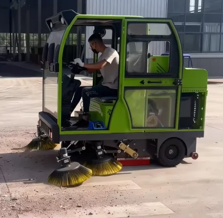 Customized DM-2100H Property Cleaning Sweeping Machine Ride On Electric Industrial Road Floor Scrubber Sweeper For Sale