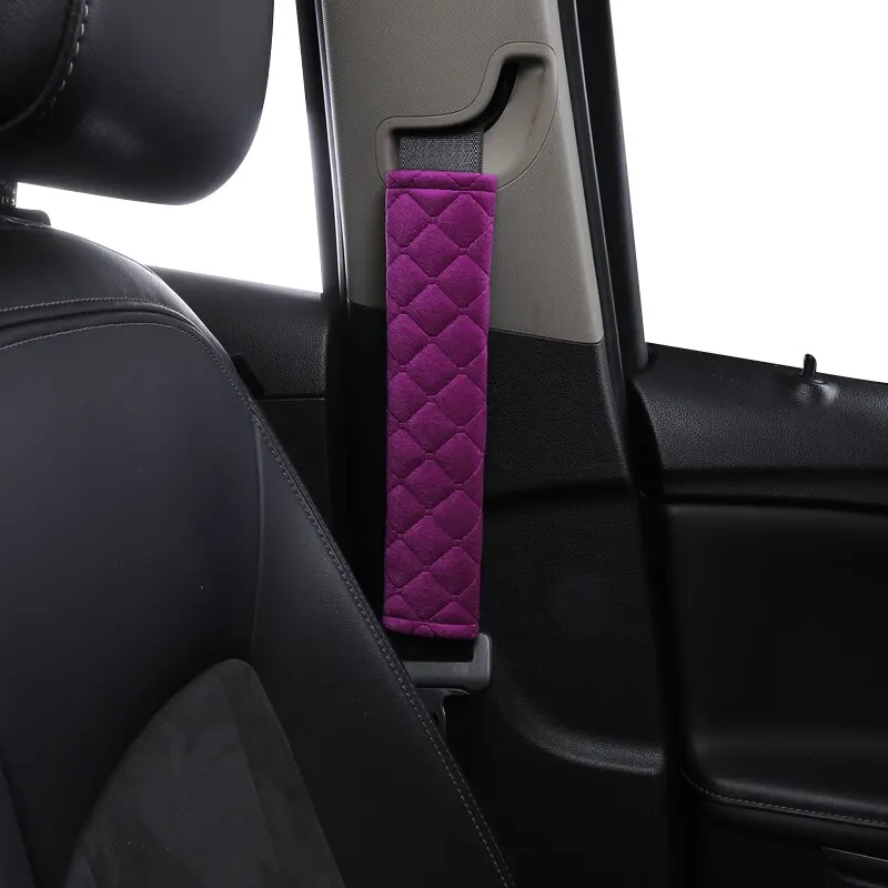 Comfortable and Adjustable Seat Belt Covers in Soft Velvet Fabric - Perfect for Car, Truck, SUV, Backpacks