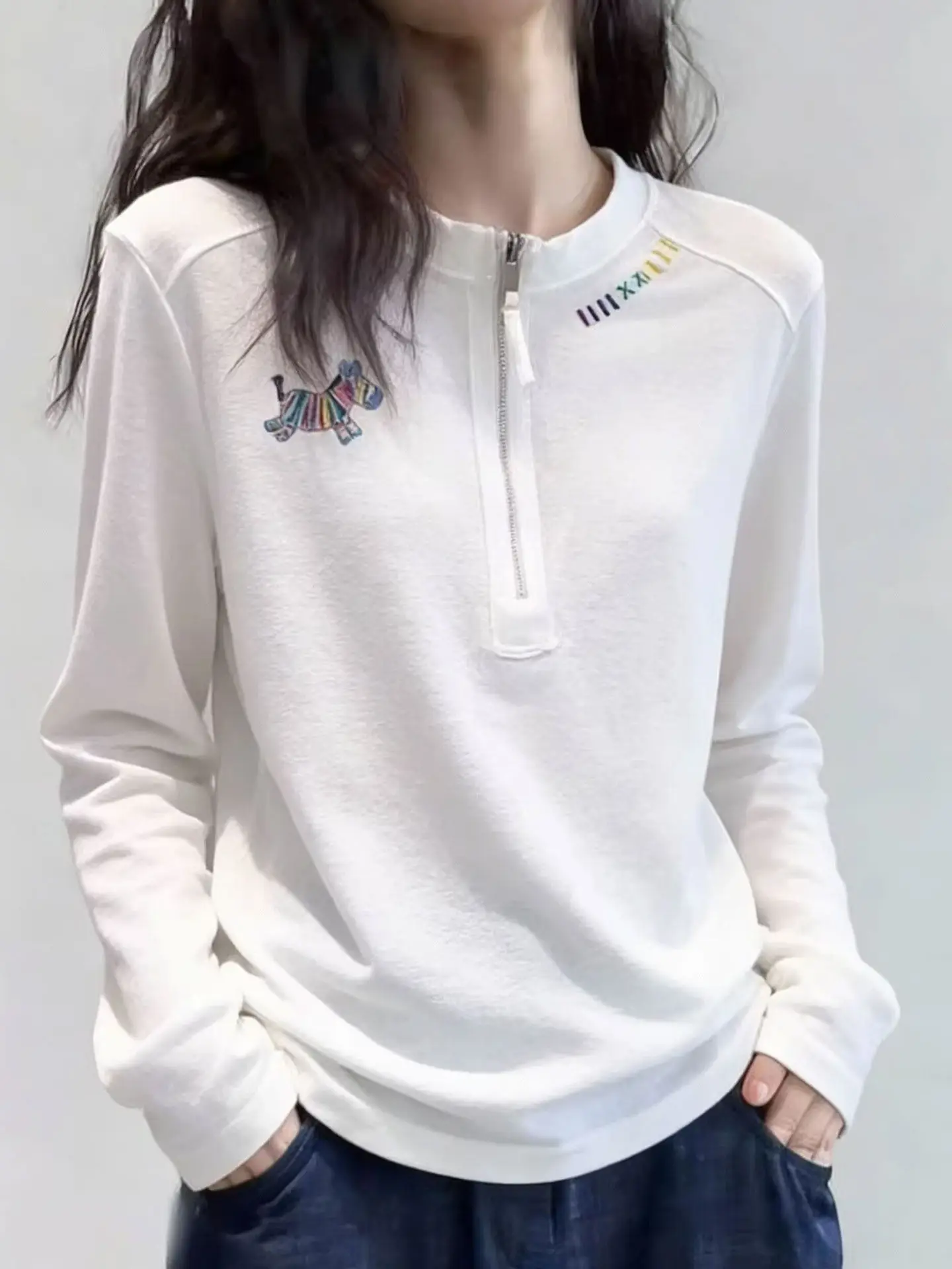 

Elegant Embroidered Long Sleeve Base Shirt Casual Shoulder Fit round Neck Versatile Spring Women's Fashion Silk Top