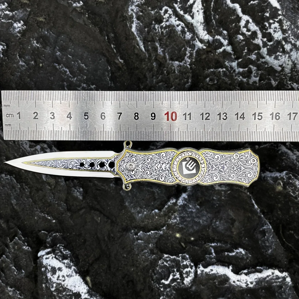 2024 new Fingertip Rotating Gyroscope Knife EDC Multi functional Folding Knife Outdoor Camping Survival Pocket Knife