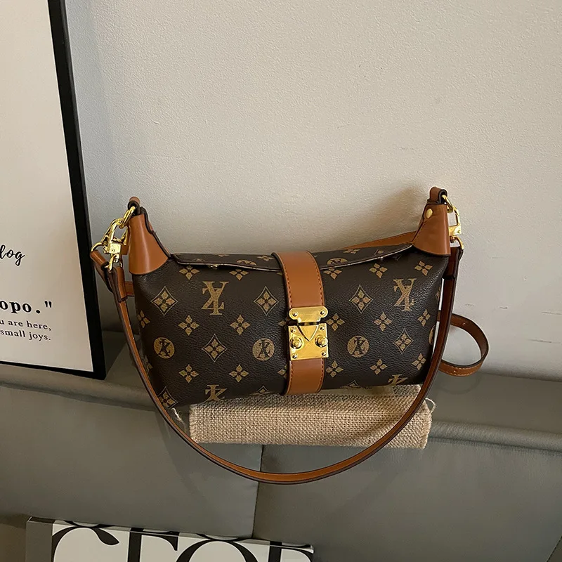 

Новая винтажная сумка-хобо с монограммой 2026 года, женская, легкая, люксовая, с ретро-принтом, на плечо, универсальная, через плечо, для поездок на работу