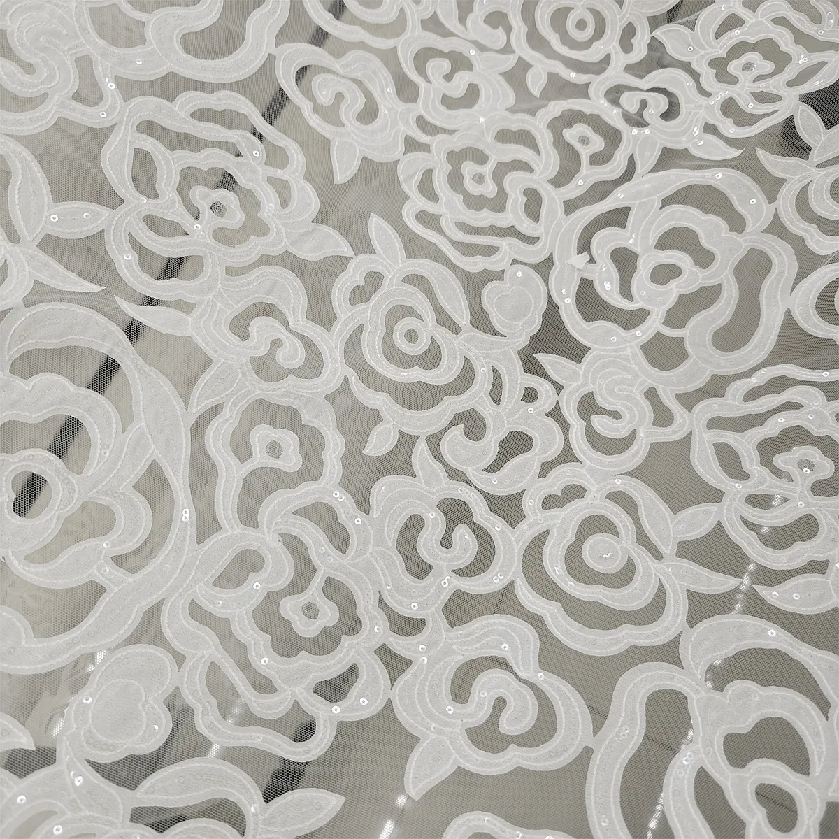 

New Sequin Material Embroidered Rose Pattern Sequin Lace Tulle Wedding Dress Decoration Fabric