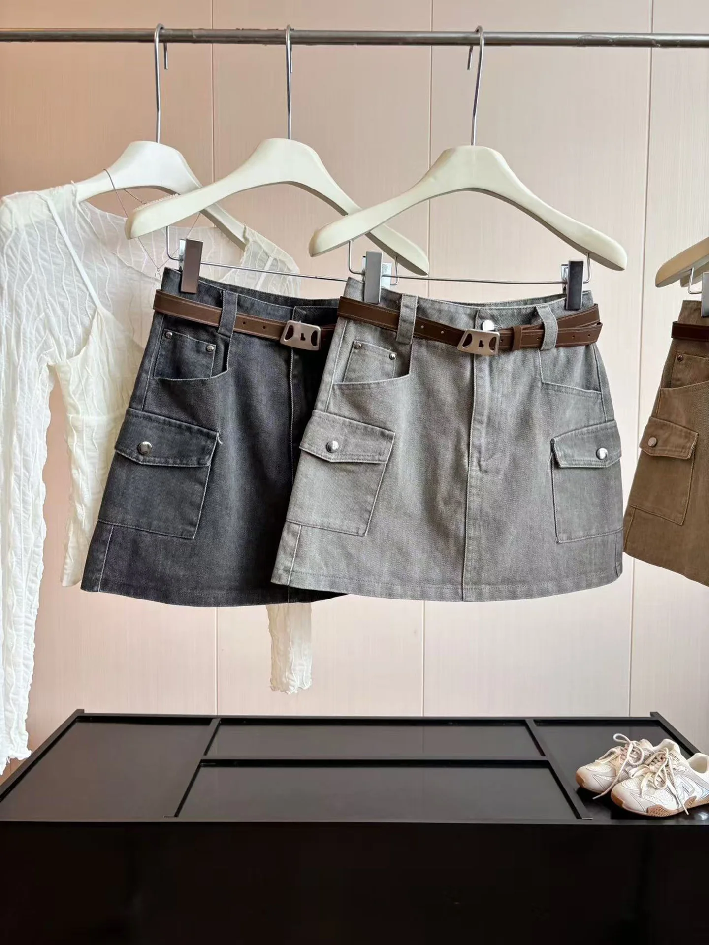 Fall 2026 High Waist American Casual Youthful Workwear Style Multi-Pocket Washed Denim  Skirt A-Line Skirt for Women