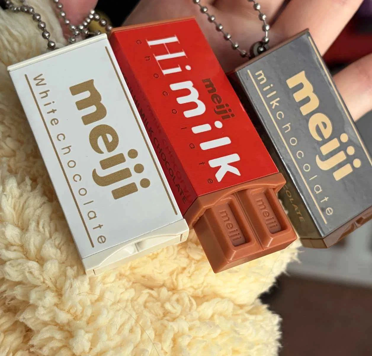 New In Stock Hot Japanese Style Simulated Meiji Chocolate Fidget Toy Bendable Snap Stress Relief Keychain Pendant Creative Gift