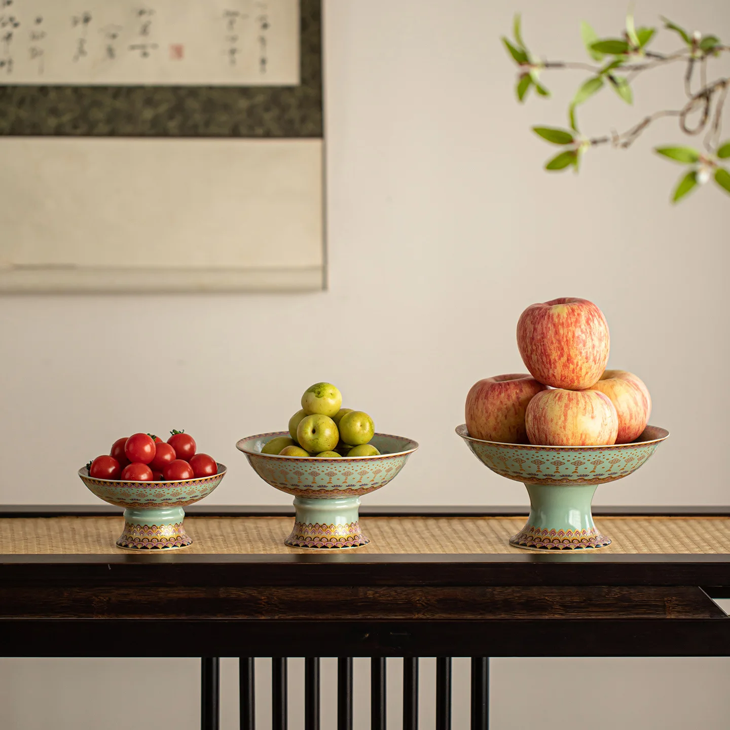 DSA Chinese Ceramic Enamel Color Lotus High Foot Supply Plate Pastry Plate Exquisite Retro Dim Sum Snack Fruit Plate