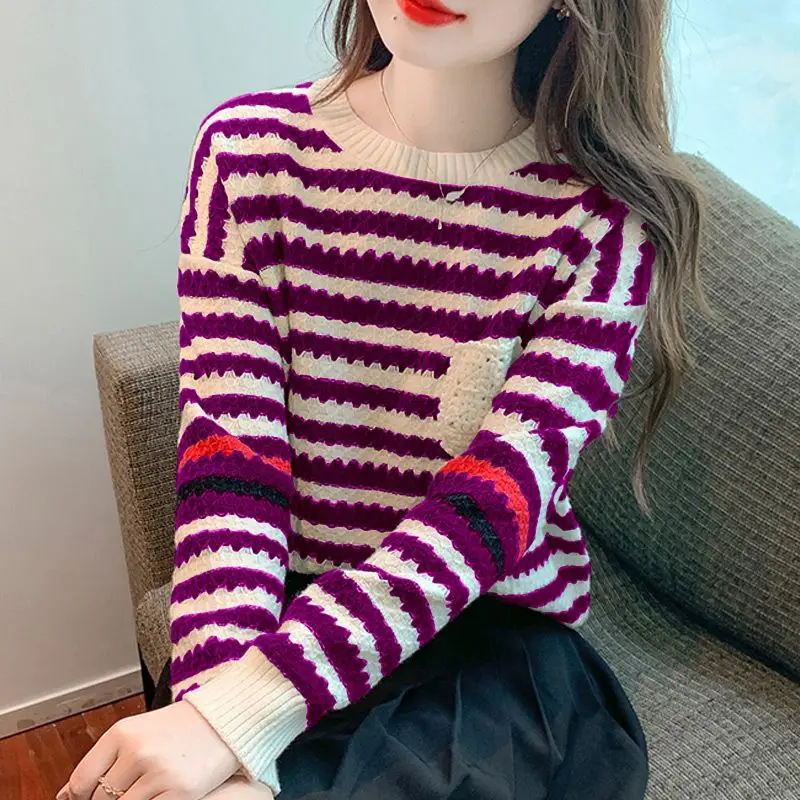 Women\'s Fashion Korean Striped Sweaters Autumn Winter Casual Long Sleeve Loose Round Neck Knitted Pullovers Female Clothing