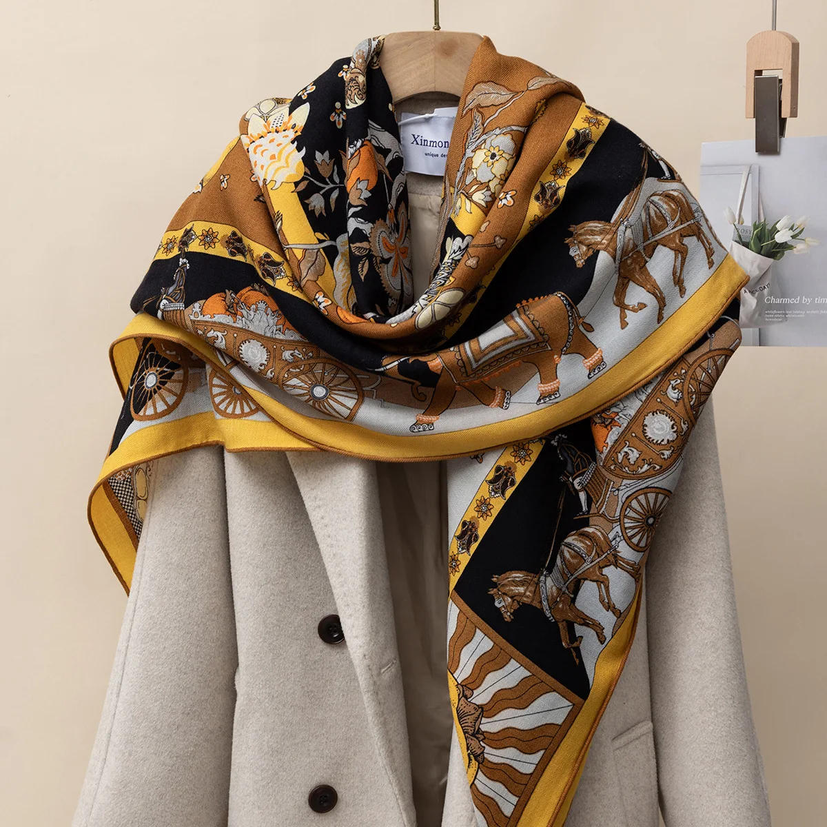 

Autumn and Winter Warm Scarf 30-40% Pure Natural Silk 60-70% Wool 130x130CM Single Sided Printing Shawl Square Scarf