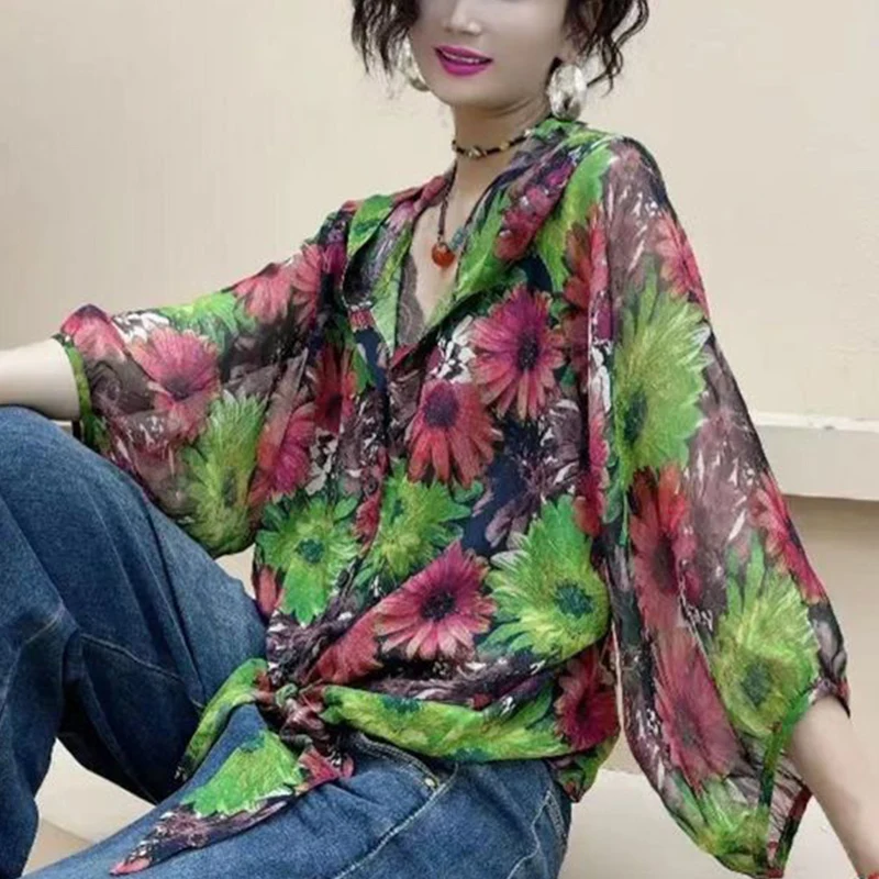 Summer Fashion Casual Floral Printed Chiffon Shirt Ladies Long Sleeve Hooded Single Breasted Top Women Sunscreen Cardigan Blouse