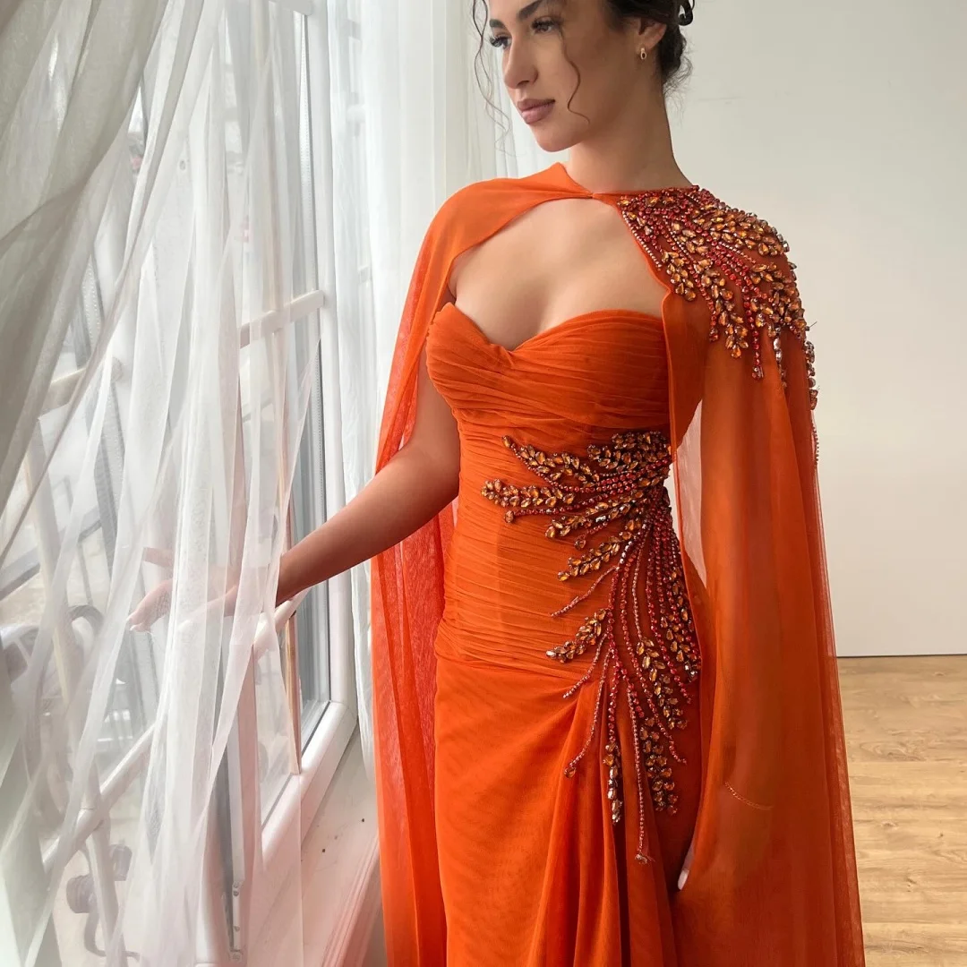 ميلا برتقالي فساتين لحضور الحفلات الموسيقية بريق مطرز مخصص مساء رسمي مع شال طول الأرض بدون حمالات فيستدوس دي غالا 2025