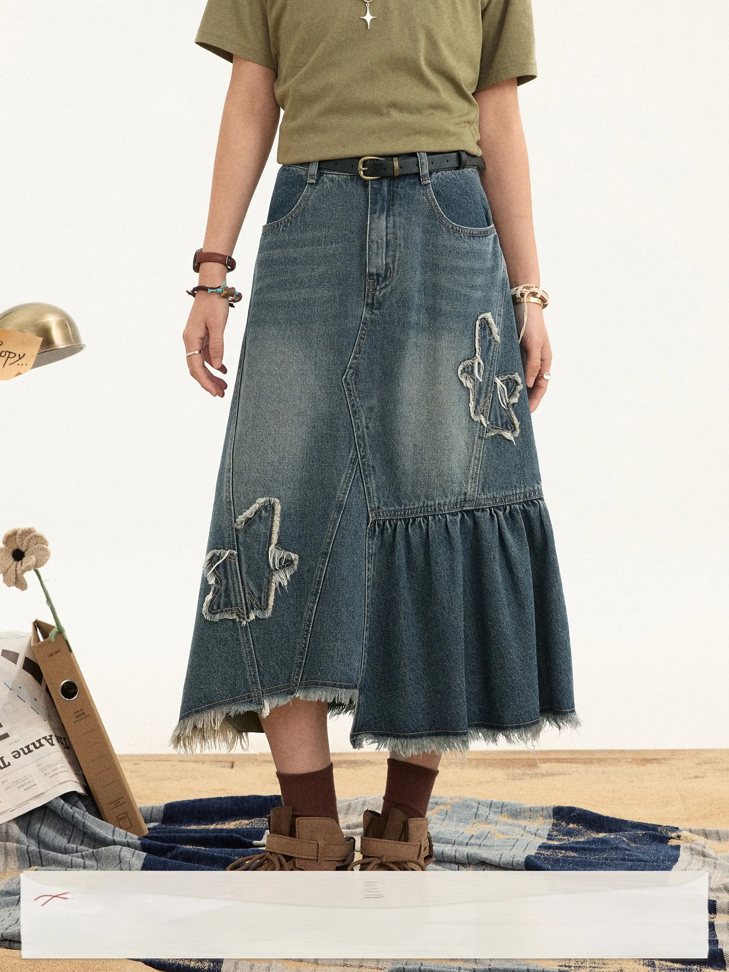 

Original Vintage Design Star Embroidery Washed Asymmetrical Hem Denim Skirt Spring Casual mid Waist A-Line Skirt