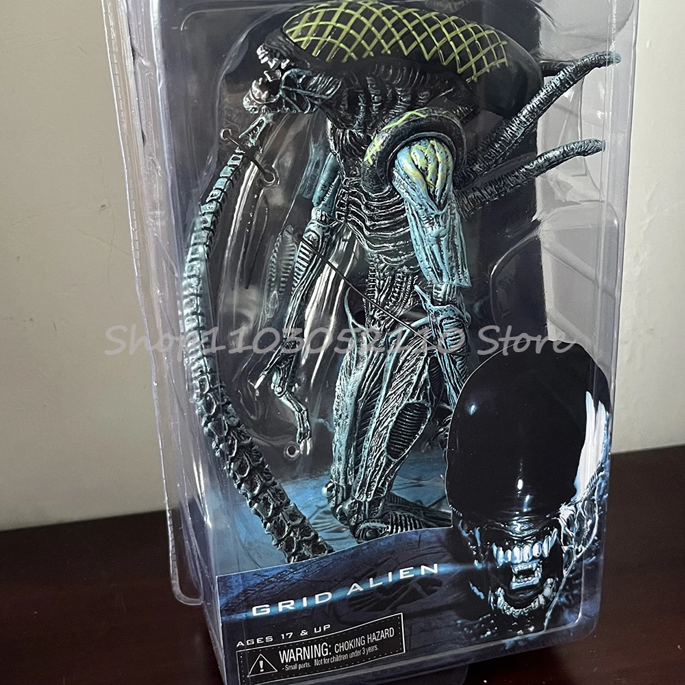 NECA Grid Warrior Xenomorph Alien Figure Alien vs Predator Action Figure Collectible Model Toys Christmas Birthday Gift