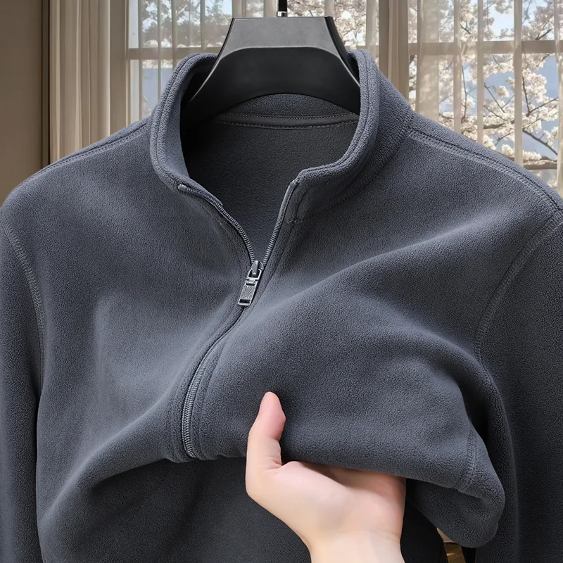 

Luxury brand autumn and winter hot selling velvet warm zipper cardigan men's fashionable and comfortable stand up collar jacket