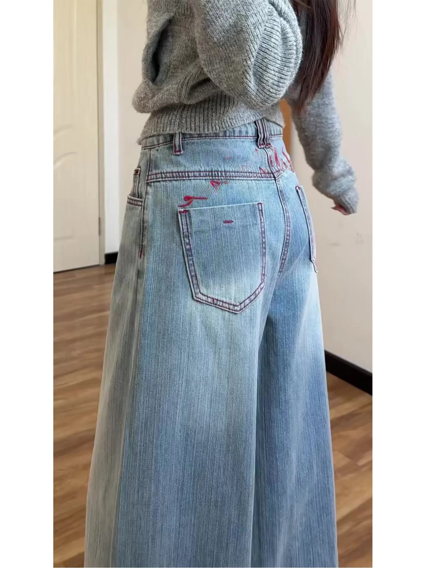 

Summer 2026 Women's Slim Fit Pocket Embroidered Denim Jeans High Waist Wide Leg Pants Pear Shape Body American Style Jeans