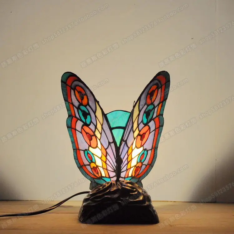 

Tiffany Style Butterfly Night Light Bedroom Bedside Table Decoration Stained Glass Retro LED Living Room Bar Art Gift Lamps