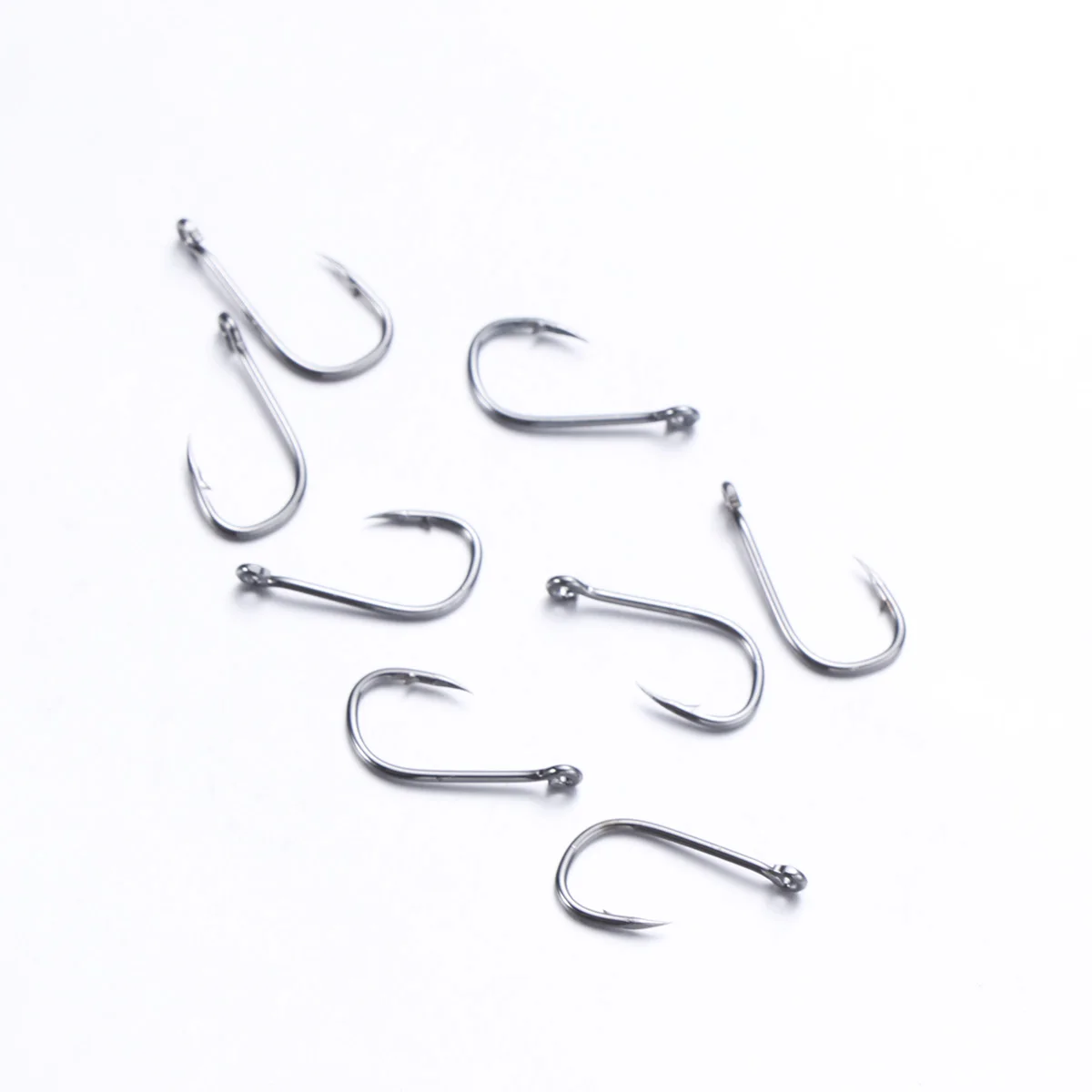 

100 pcs Boxed Fishing Hooks Carbon Steel Saltwater Freshwater Pike Salmon Bass Herring Muskie Crucian Pickerel Snapper Bait