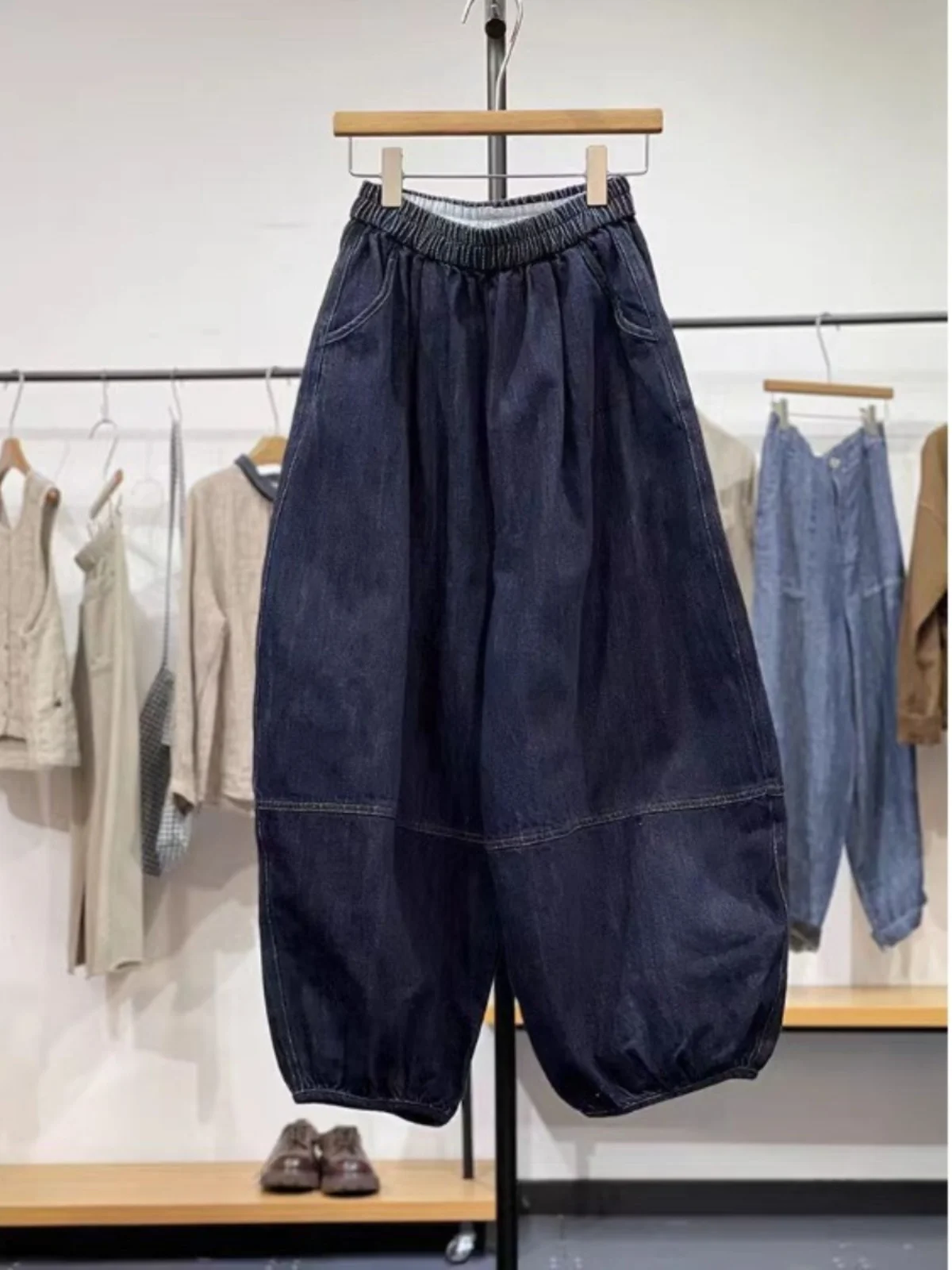 Calças Jeans Plus Size Fenas Primavera Vintage com Patchwork Cintura Elástica Harlan Largas e Ajustadas