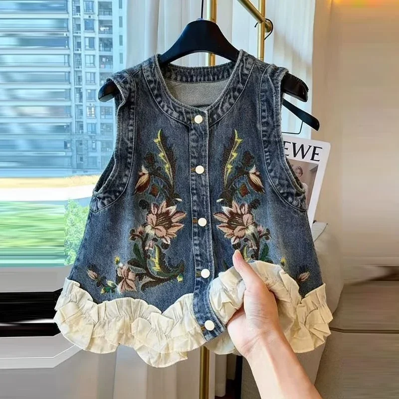 French Elegant Retro  Embroidered Denim Vest Women's Crew Neck Fungus Edge Single-breasted Plant Floral Top