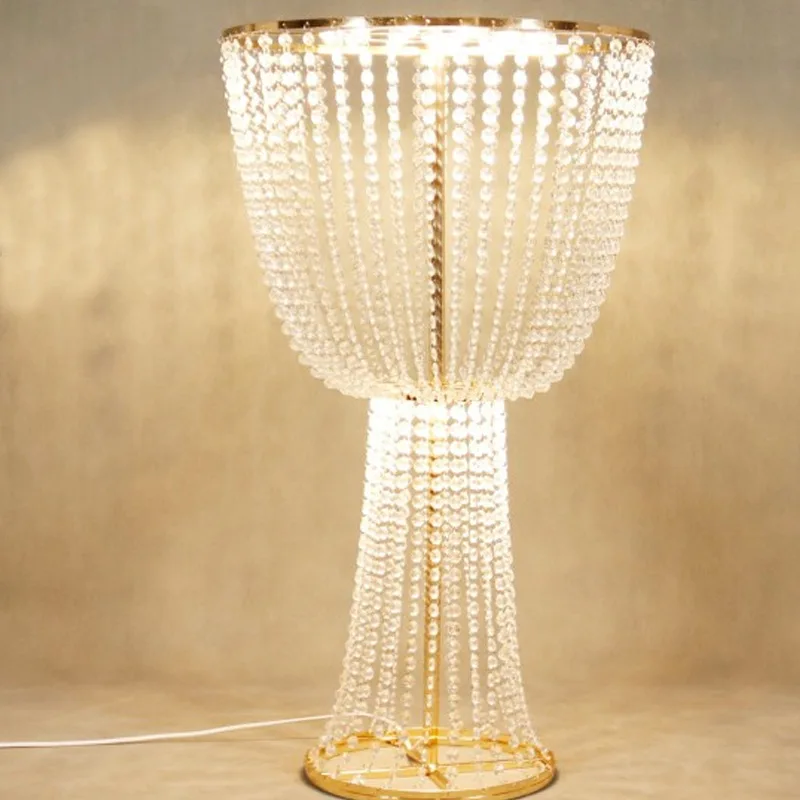 

LED Wedding Flower Stand, 2/4PCS Iron Electroplating Floral Centerpiece for Wedding Aisle Decoration, Hotel Table Arrangement