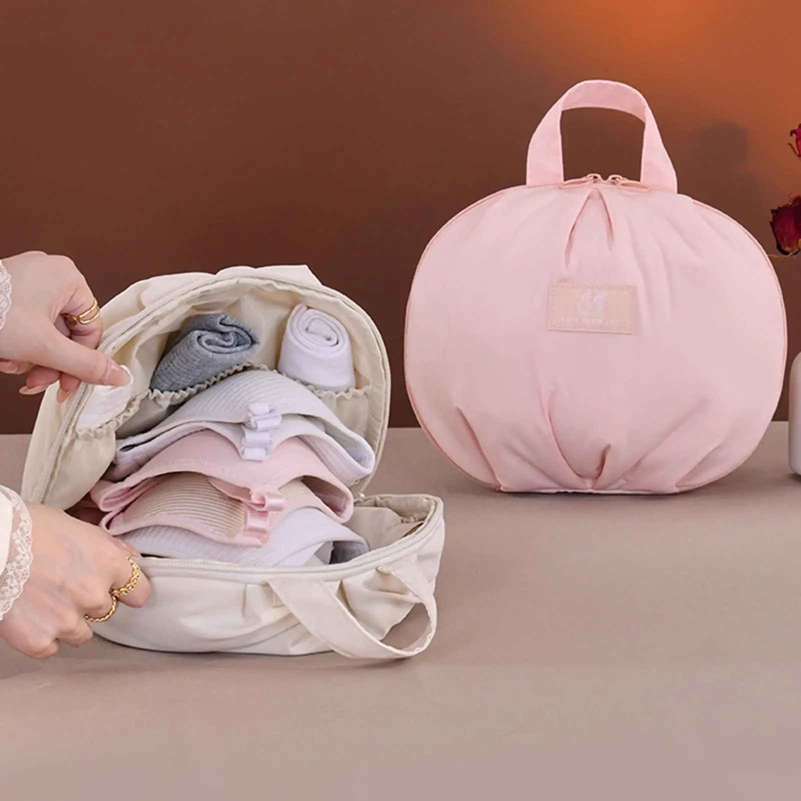 

Underwear Storage Bag Divided Panties Storage Bag For Traveling Lightweight Laundry Carrying Pouch With Zipper For Home Business