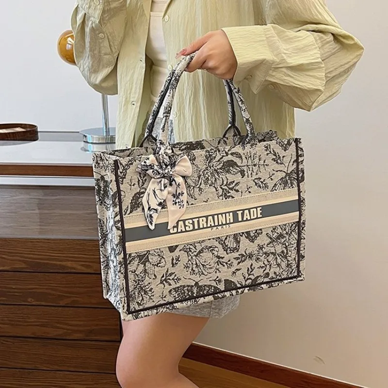 

Women Crossbody Bag Casual Shoulder Bag For Work Commuting Travel Companion And Shopping Bag Chic