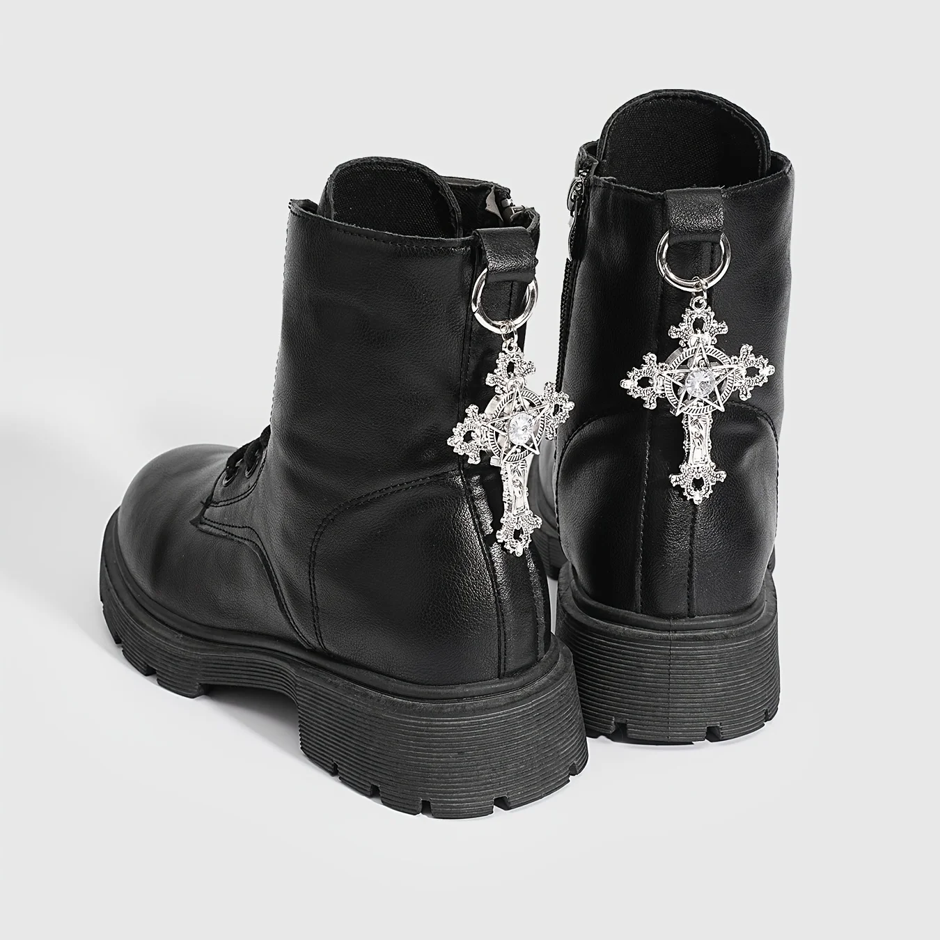 2Pcs Street Fashion Carved Cross Pentagram Clear Rhinestone Boot Charms for Daily Wear Halloween Party Gift