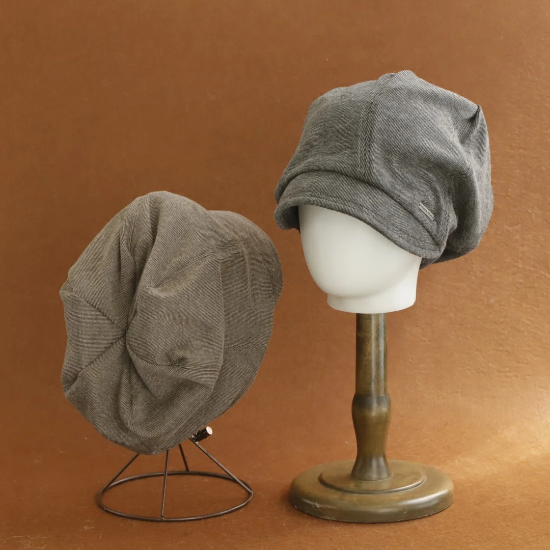Docker cap winter caps pure cotton Women Slouchy Beanie Hat with Short Brim Soft Stretch Fabric Visor Beanie with leather label