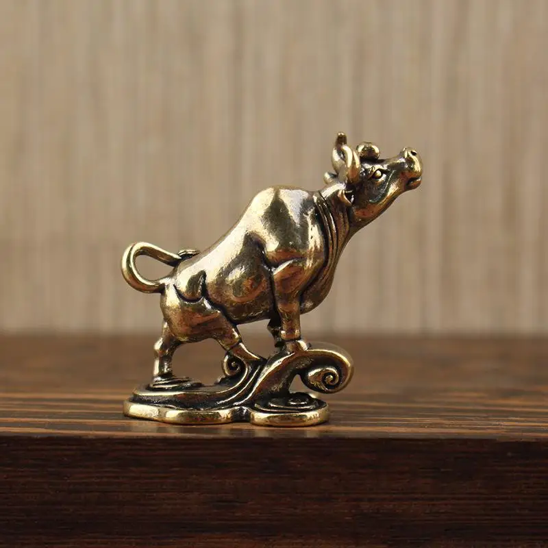 △ Bullfighting Retro Figure Home Decor Bullfighting Spirit Soaring Brass Wall Street Bullfighting Accessories Copper Bull Decor