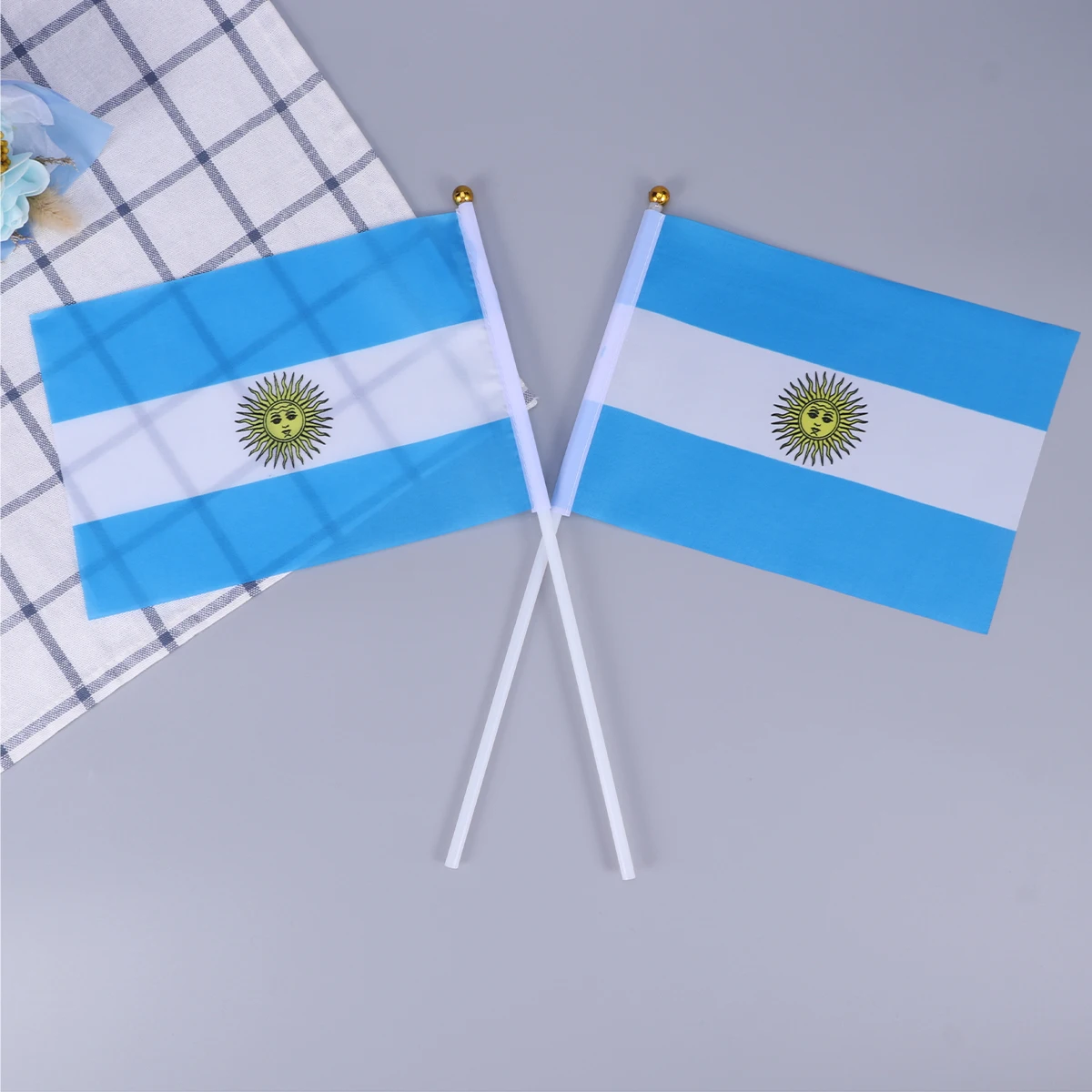 

20pcs Hand Held Argentina Flag On Stick Polyester Portable Flags For Party Parade Decor Stick Flags Of