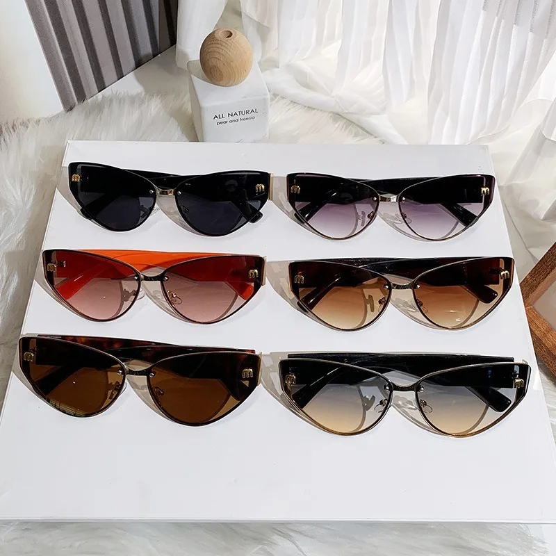 نظارات شمسية معدنية أوروبية وأمريكية عصرية، إحساس راقي للرجال والنساء، تنحيف شخصي، نظارات شمسية عين القطة