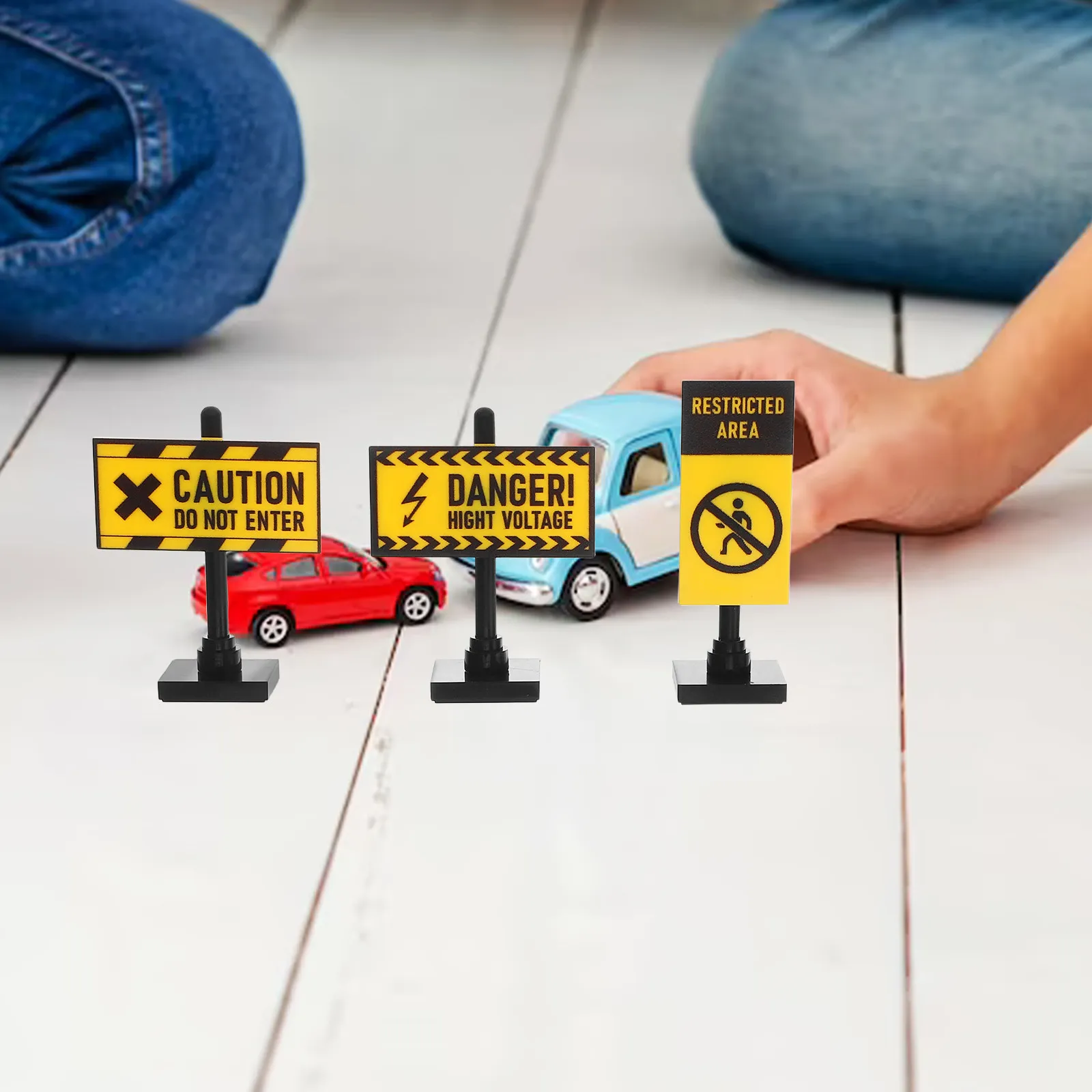 9Pcs Miniature Warning Signs Simulation Playset Educational Street Traffic Scene Construction Accessories Kid Craft Favor