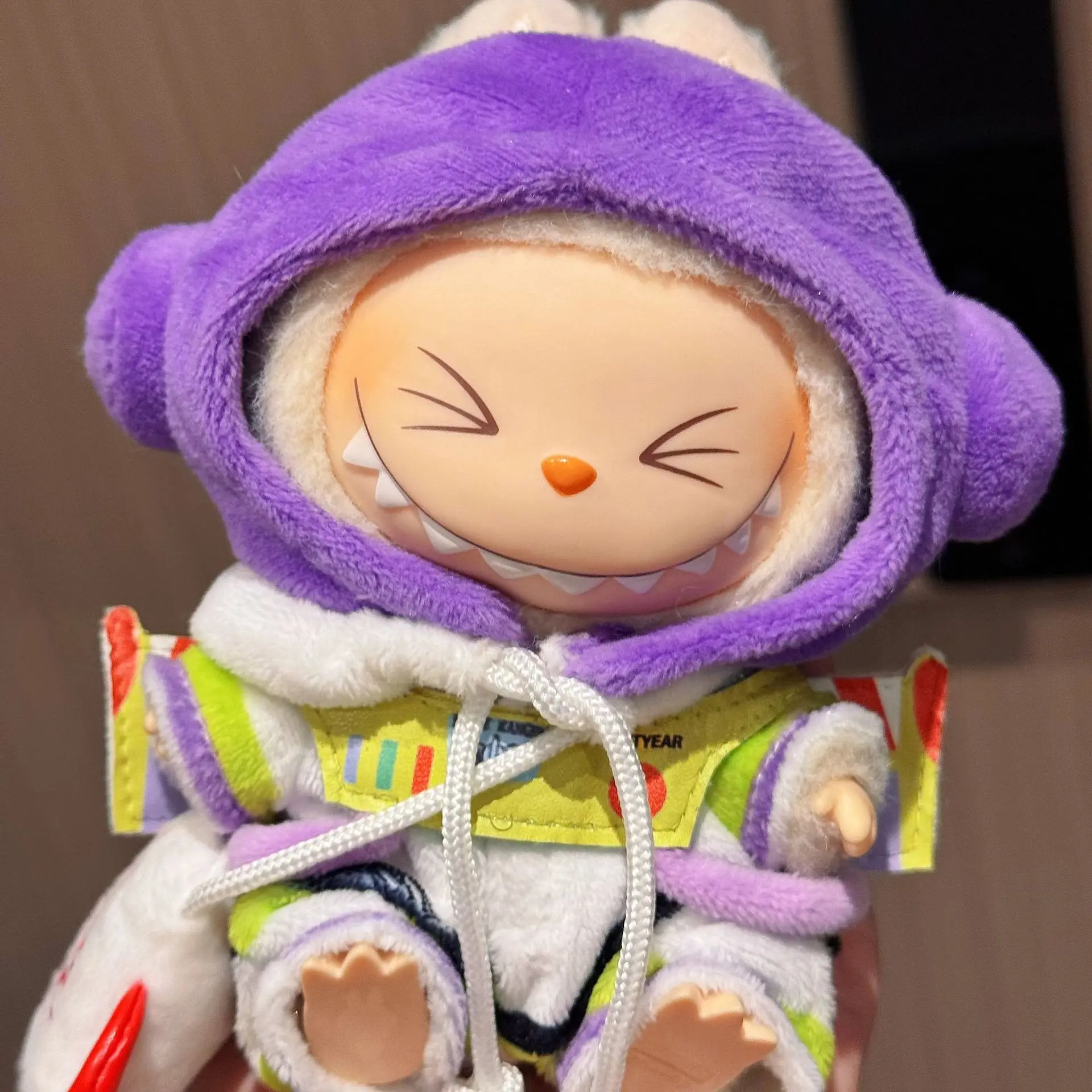 Pour 15/17 cm Labubu poupée Toy Story vêtements style dessin animé Buzz Lightyear et Woody tenue ensemble Labubu pendentif vêtements accessoires